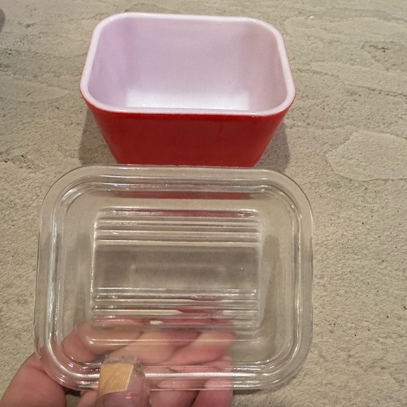 Vintage Pyrex Primary Colors Refrigerator Glass Dishes With Lids - Picture 7 of 15